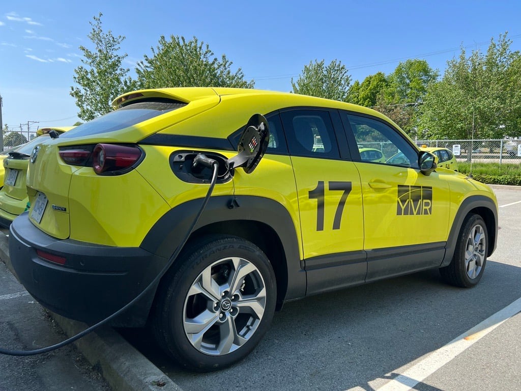 YVR EV 车队车辆